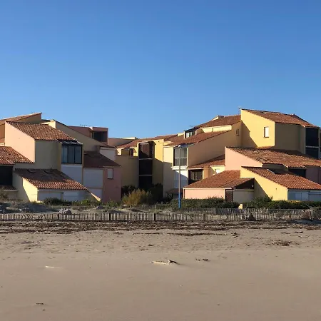 Appartement Bord De Mer Saint Pierre La Mer Exterior photo