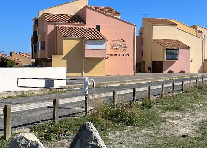 Appartement Bord De Mer Saint Pierre La Mer